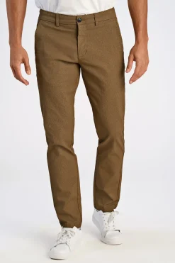 Chinos