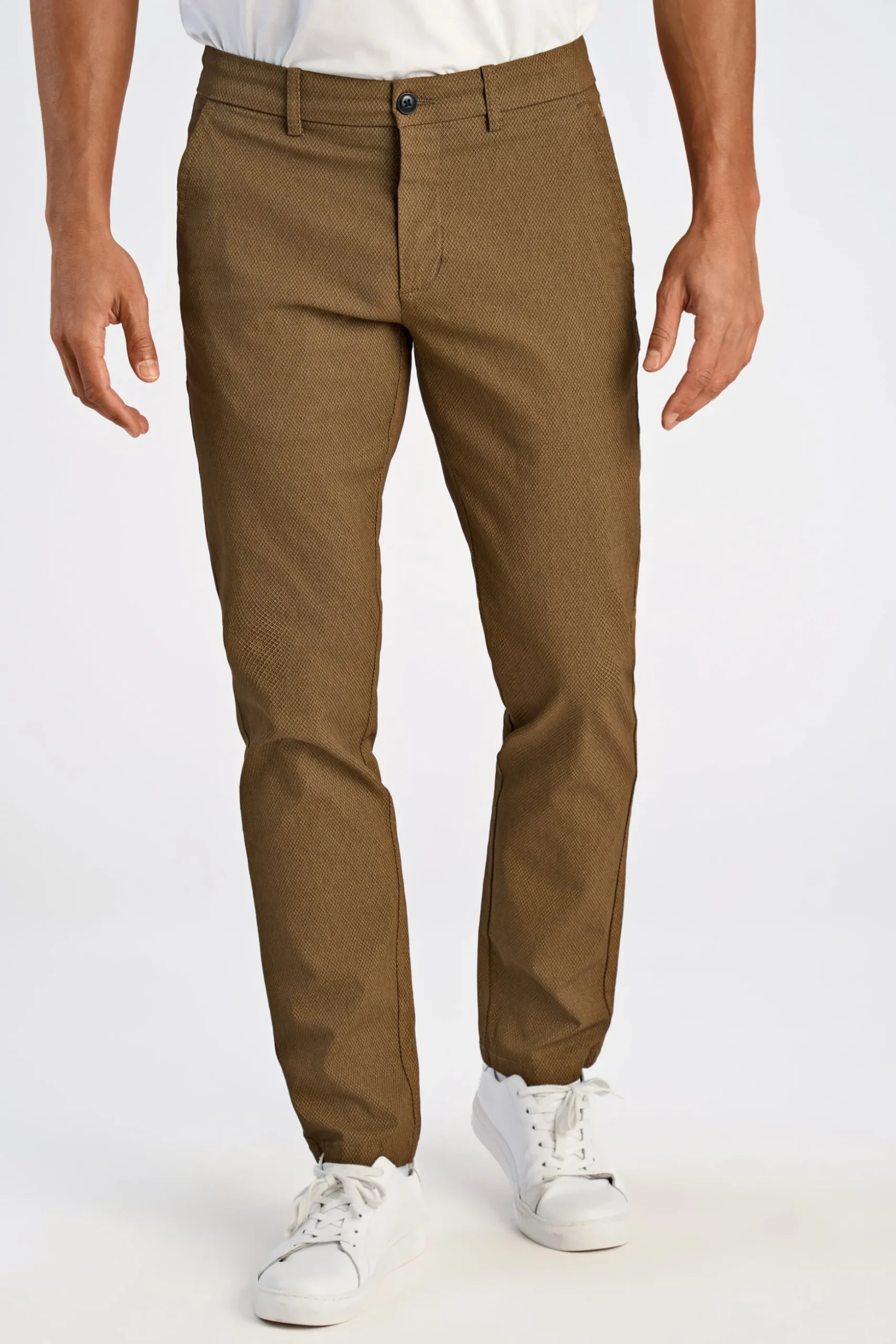 Chinos