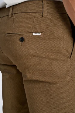 Chinos