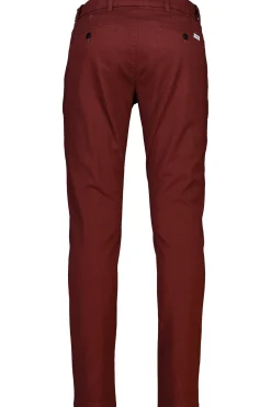 Chinos