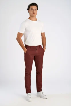 Chinos