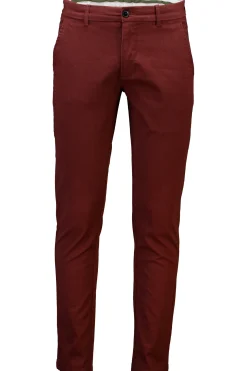 Chinos