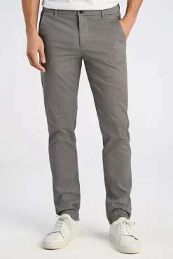 Chinos