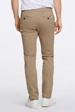 Chinos