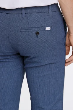 Chinos