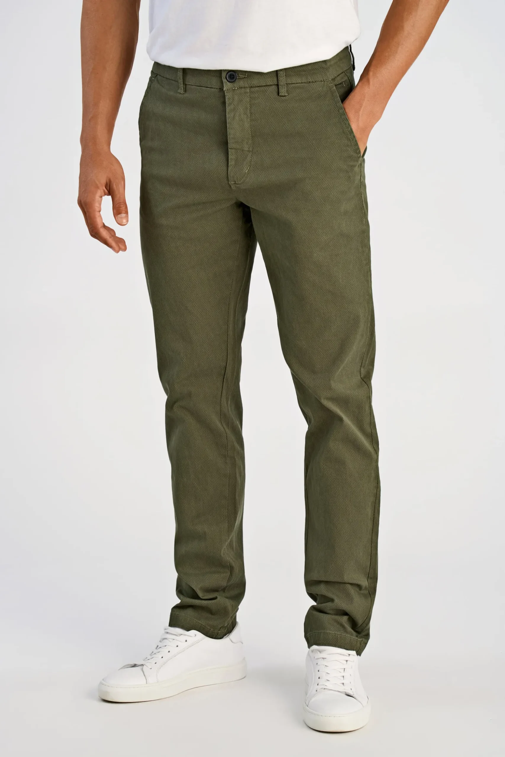 Chinos