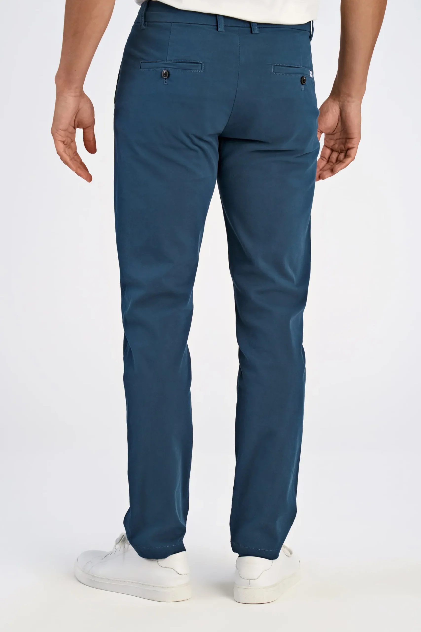 Chinos