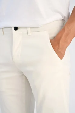 Chinos