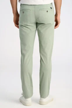 Chinos