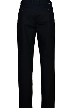 Chinos