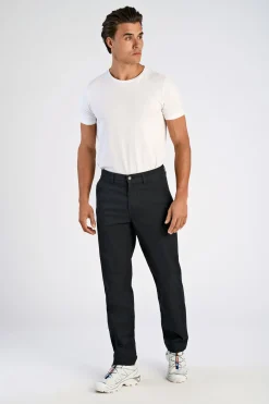 Chinos