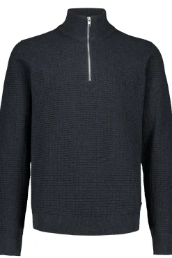 Half-zip