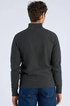 Half-zip