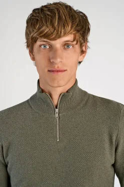 Half-zip