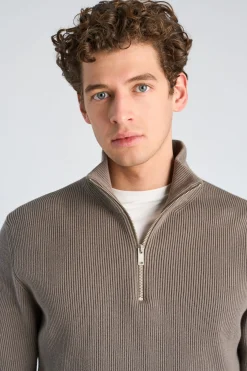 Half-zip