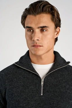 Half-zip