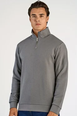 Half-zip