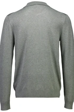 Half-zip