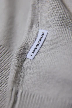 Half-zip