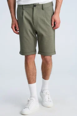 Performance shorts