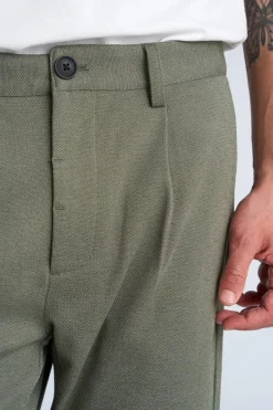 Performance shorts