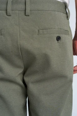 Performance shorts