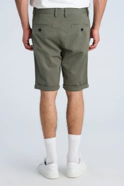 Performance shorts